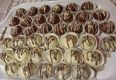 Sütni sem kell, mégis mindenki ezt kéri karácsonyra – zserbógolyó és mákgolyó házilag